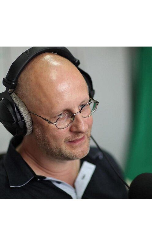 Обложка аудиокниги «Интервью на Comedy Radio» автора Дмитрия Пучкова.